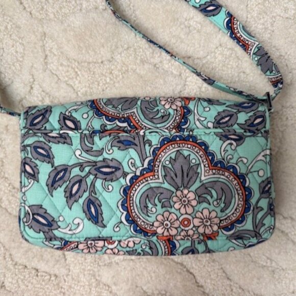 Vera Bradley Crossbody - Picture 3 of 4